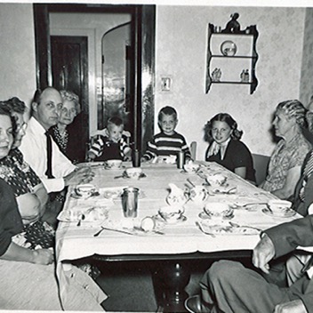 clan photo circa 1952 